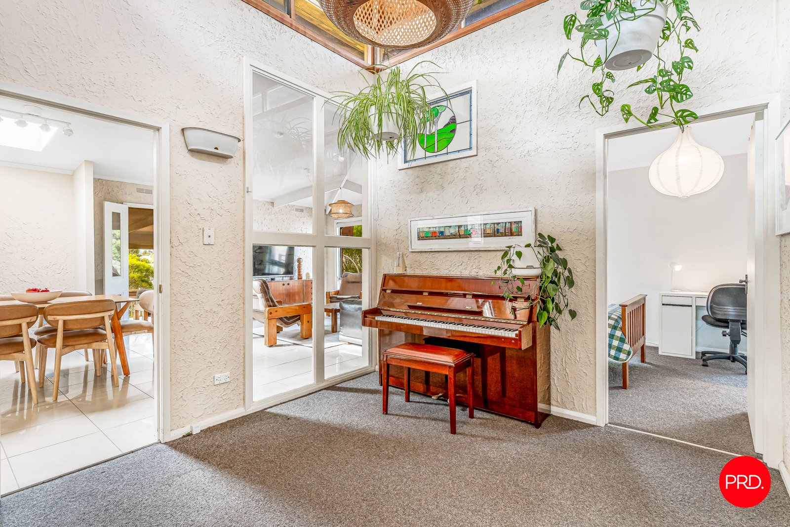 109 Maple Street GOLDEN SQUARE 12