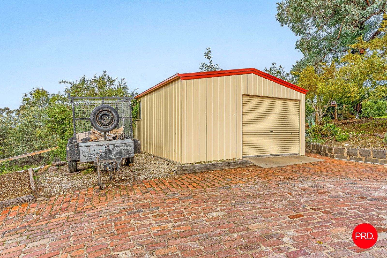 109 Maple Street GOLDEN SQUARE 20