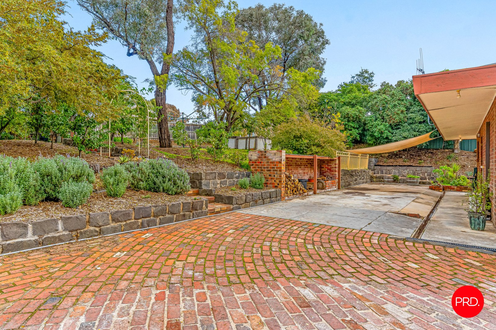 109 Maple Street GOLDEN SQUARE 21