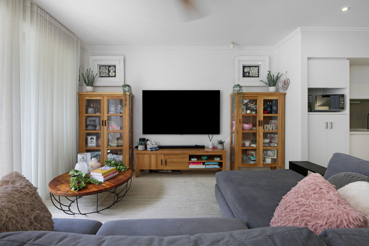 10/9 Moores Crescent Varsity Lakes 11