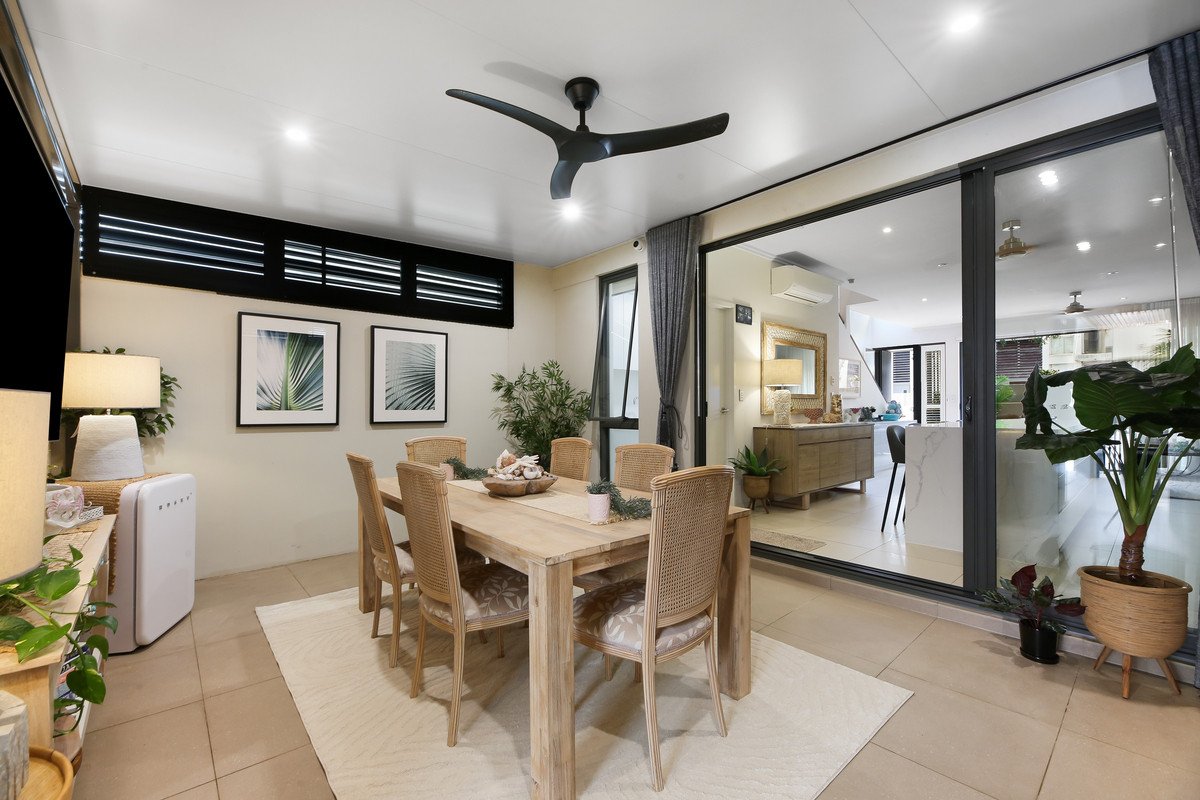 10/9 Moores Crescent Varsity Lakes 13