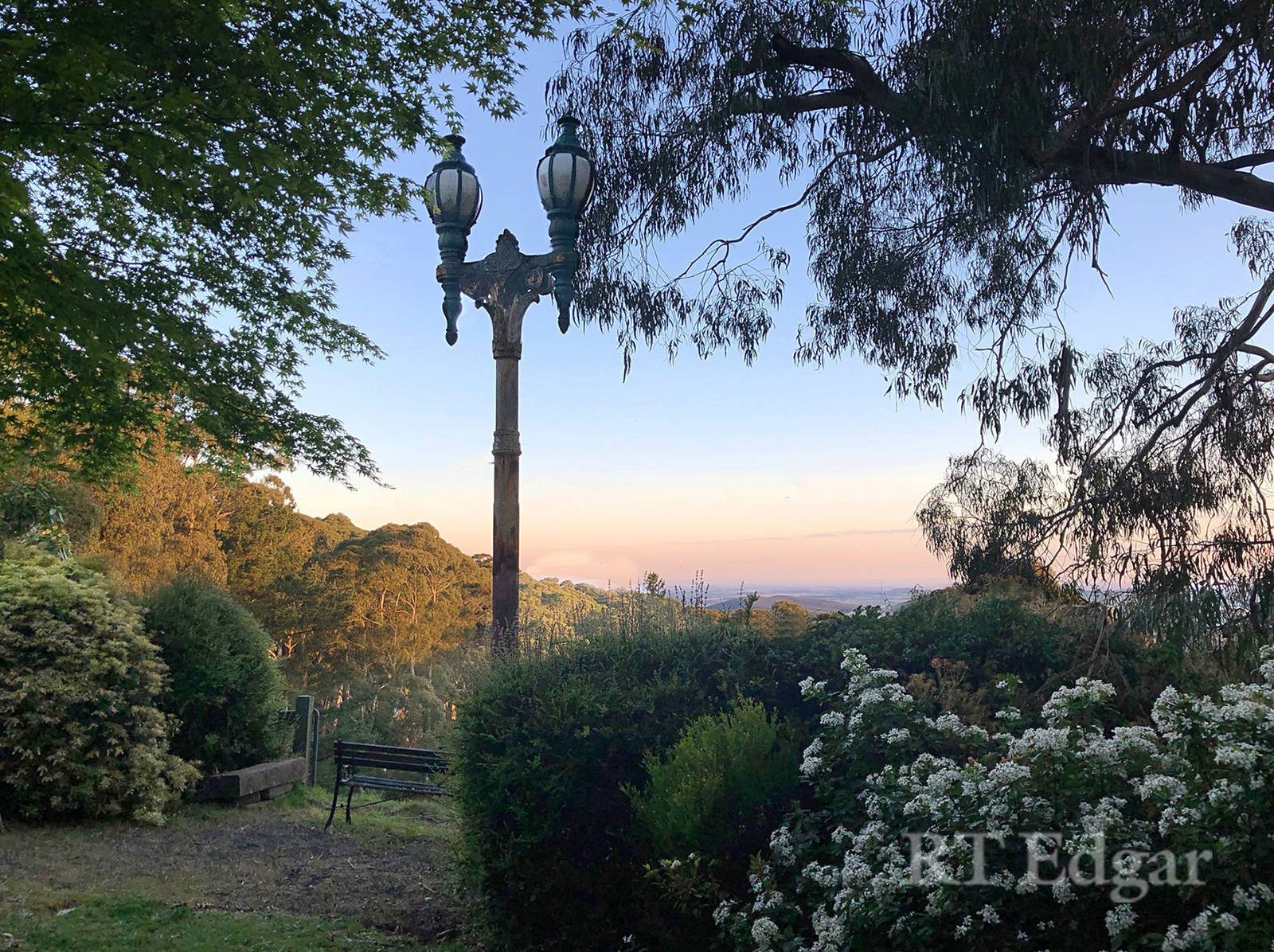 Real Estate and Property in 109 Mountains Road, Mount Macedon, VIC