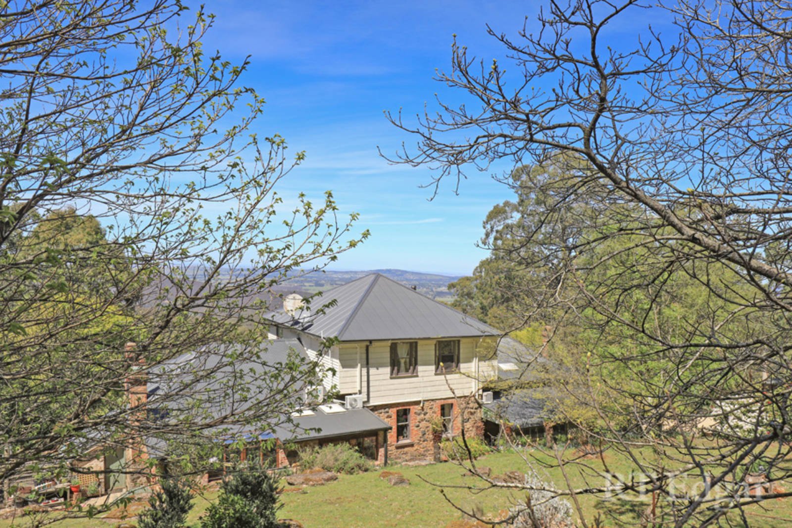 Real Estate and Property in 109 Mountains Road, Mount Macedon, VIC