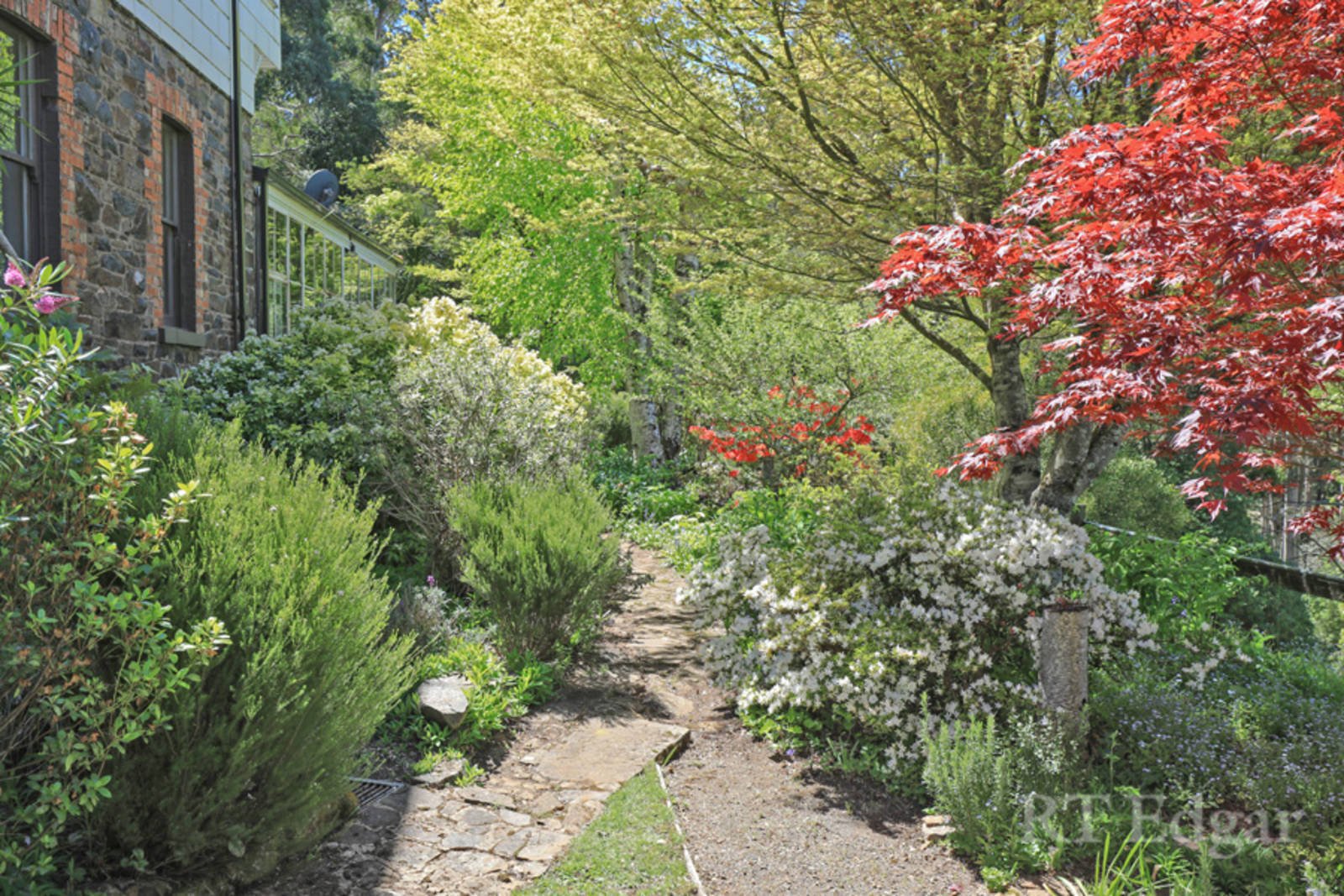 Real Estate and Property in 109 Mountains Road, Mount Macedon, VIC