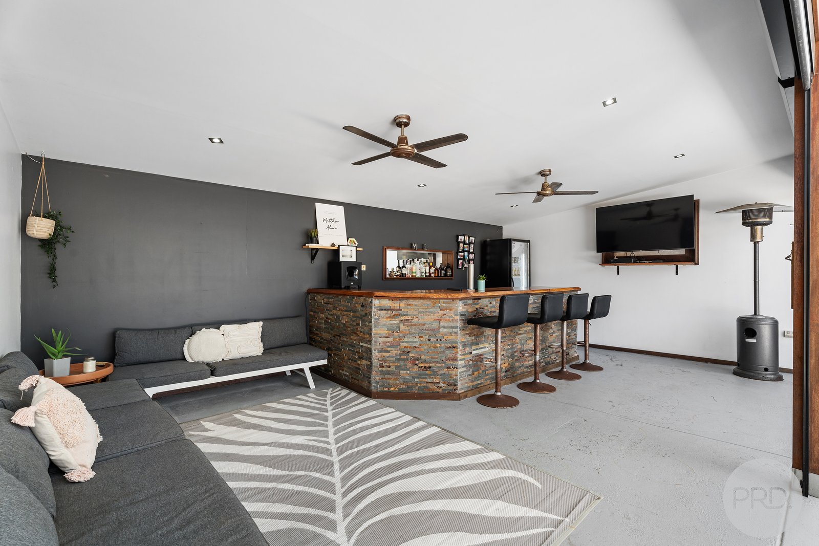 109 Port Stephens Drive SALAMANDER BAY 13