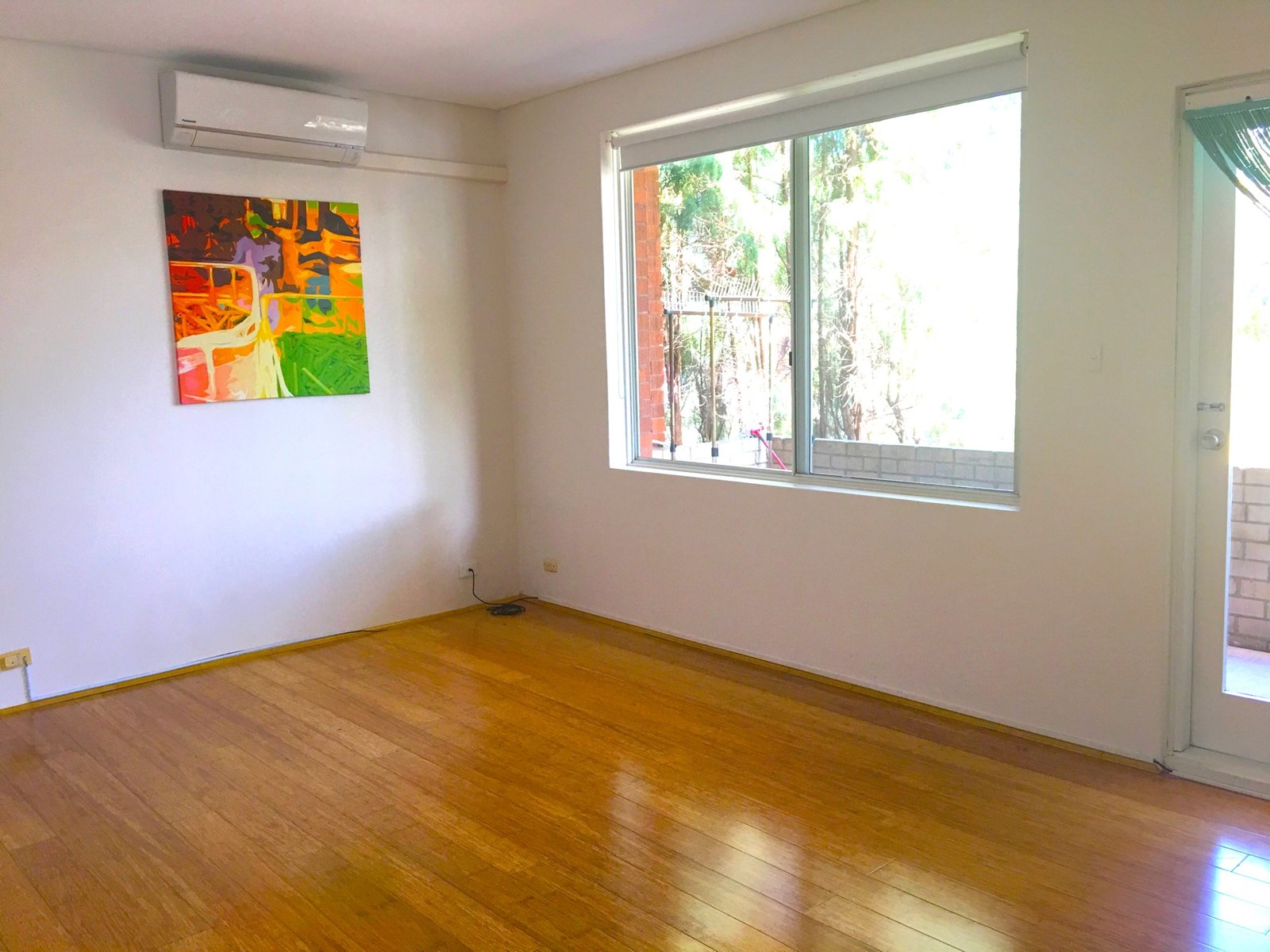 10/9 Railway St  KOGARAH 2