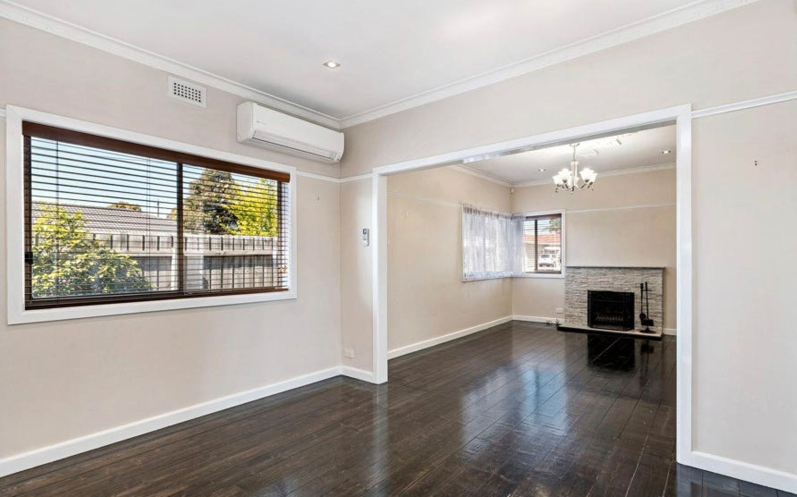 Gallery: 109 Roberts Street
