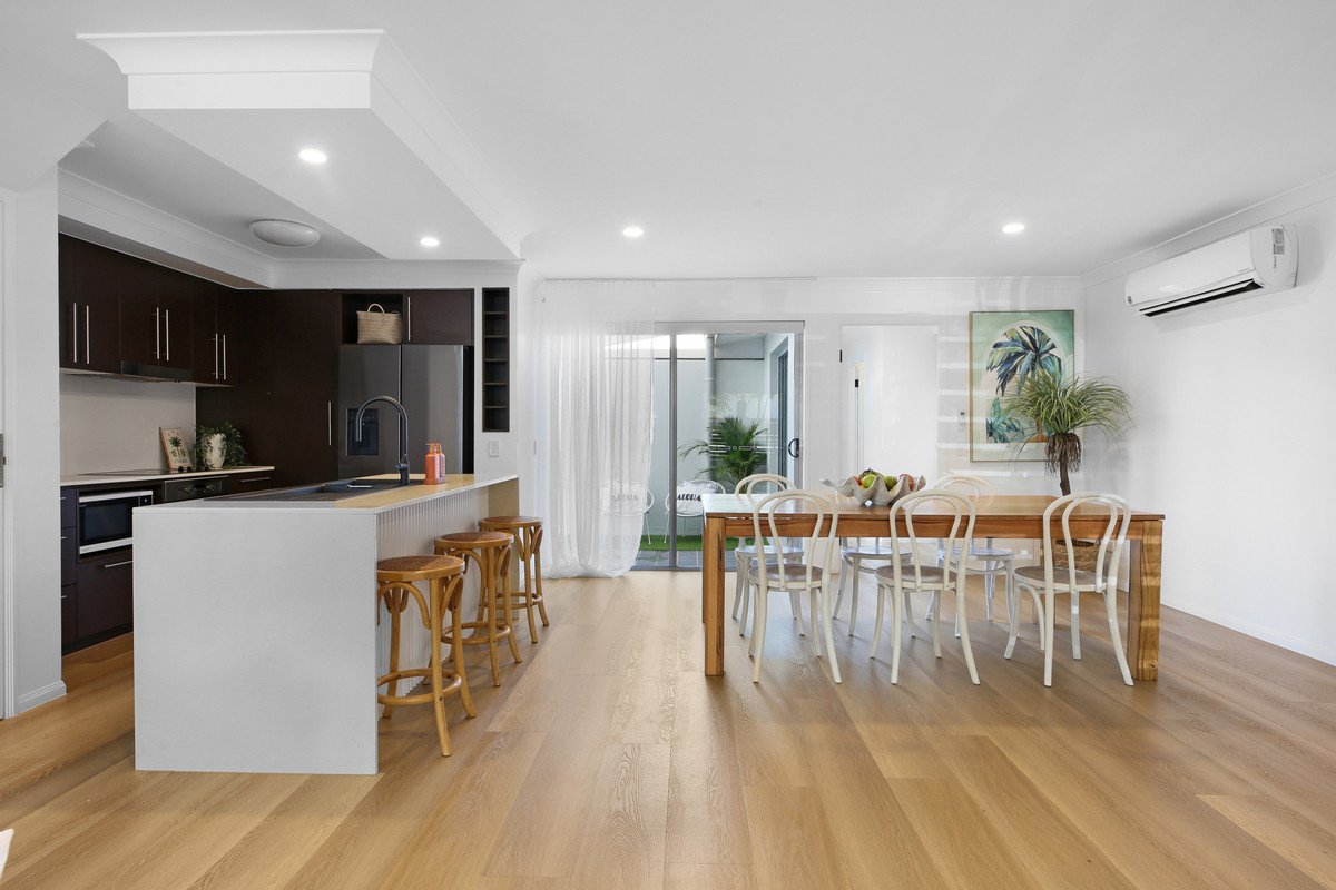 109 Tours Way Burleigh Waters 2