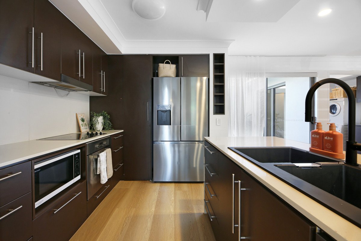 109 Tours Way Burleigh Waters 5