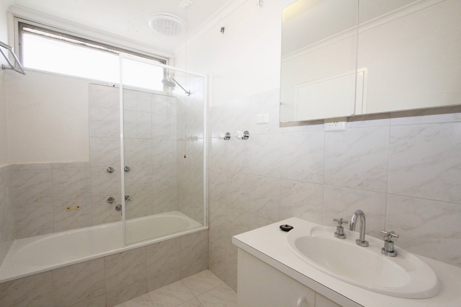 Real Estate and Property in 10/9 Wilton Grove, Elwood, VIC