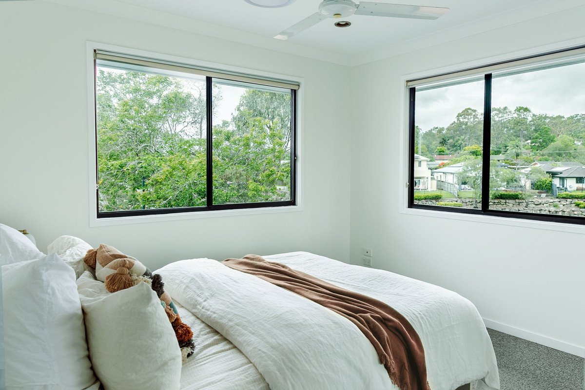 109 Yodelay Street VARSITY LAKES 20