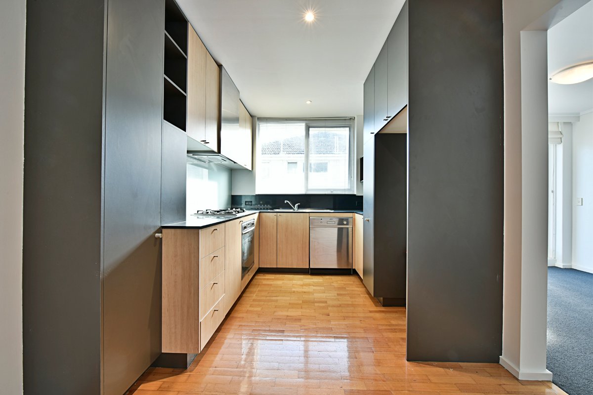Gallery: 10/91 Mathoura Road