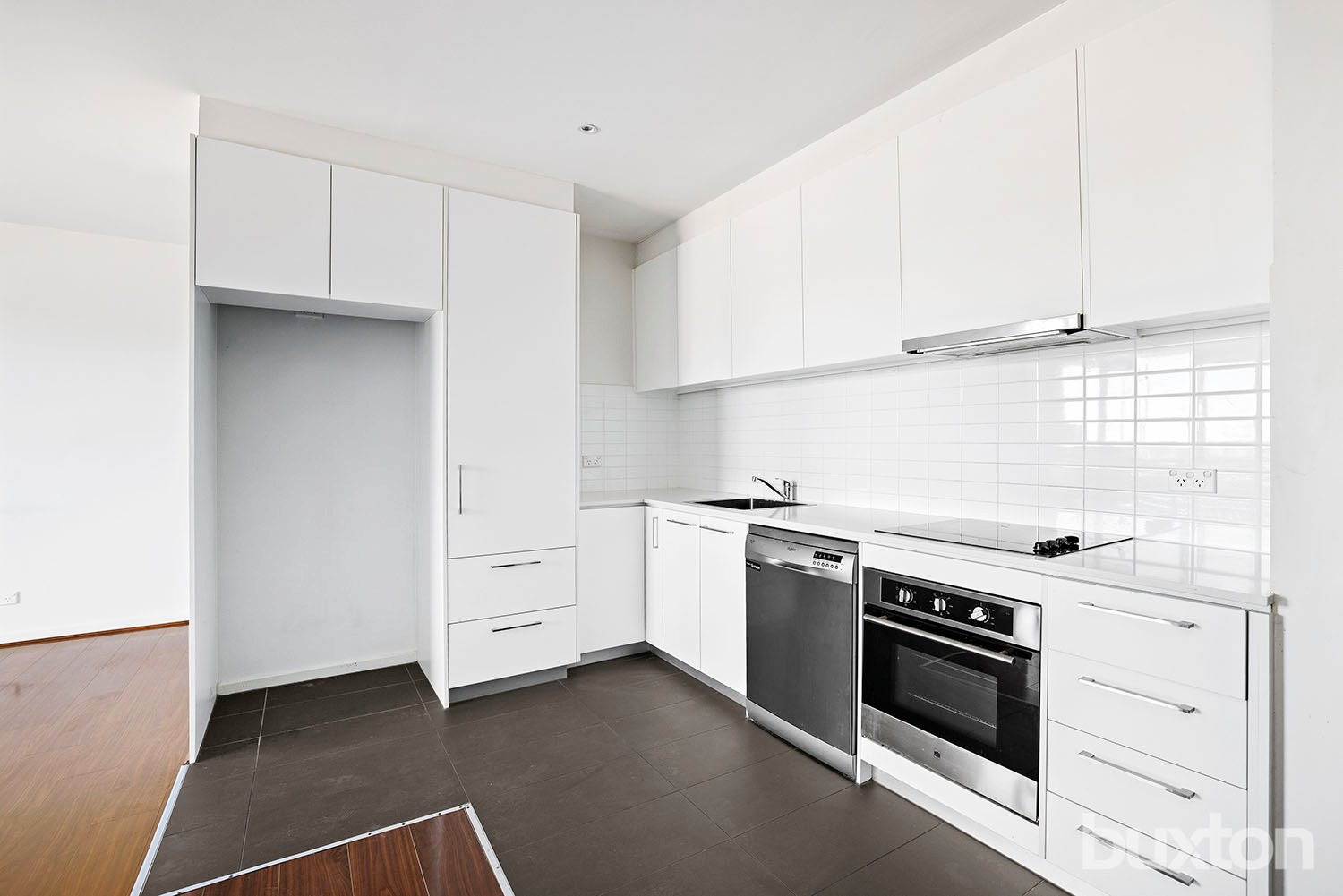 Gallery: 109/15 Balcombe Road