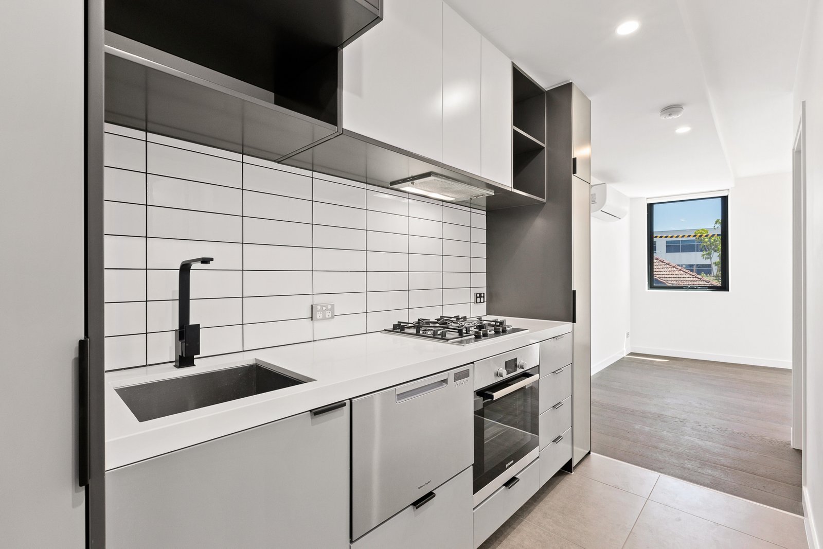 Gallery: 109/196 St Kilda Road