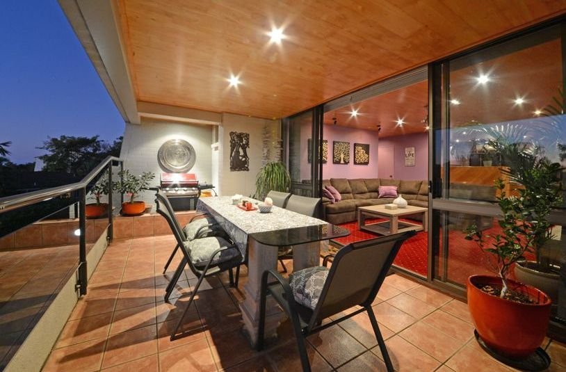 109/2 Eshelby Drive CANNONVALE 3