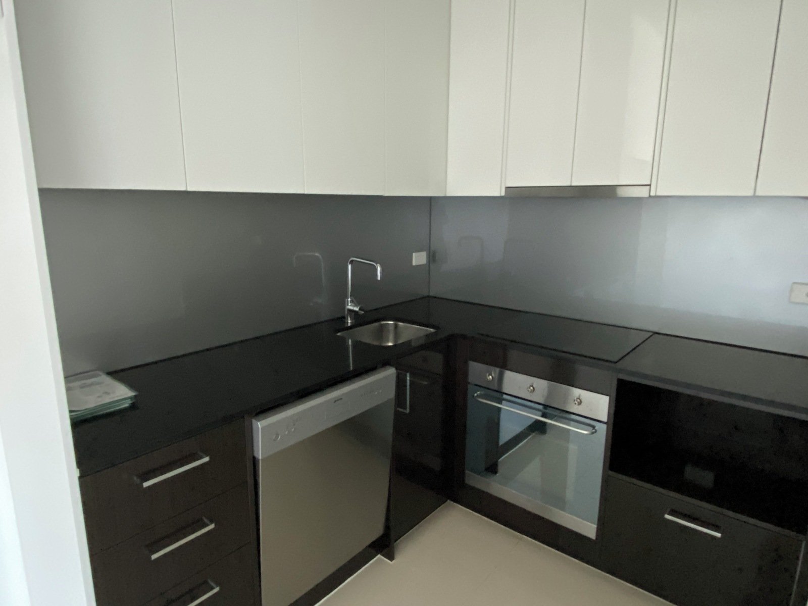 Gallery: 109/321 - 323 Charman Road