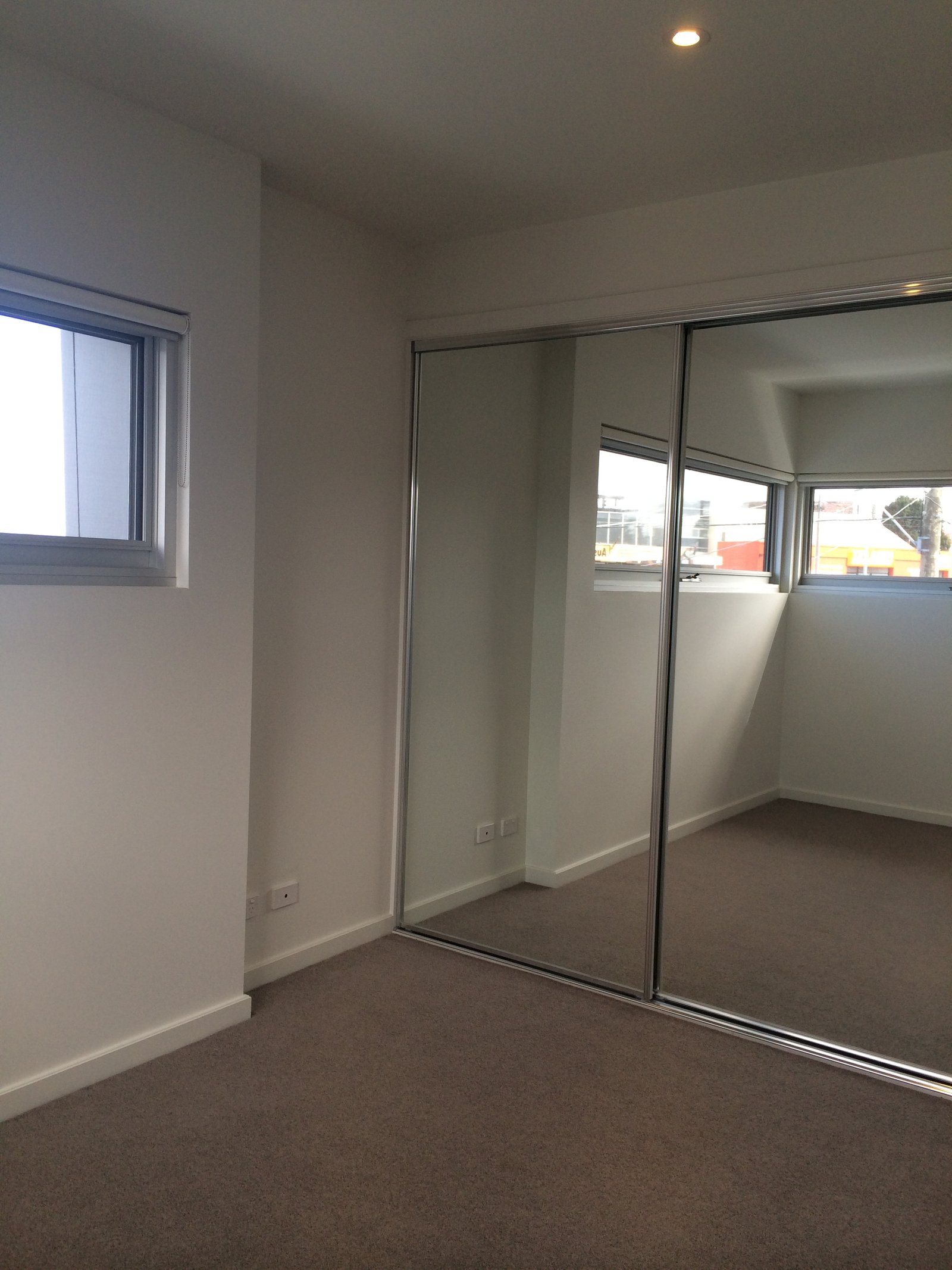 Gallery: 109/321 Charman Road