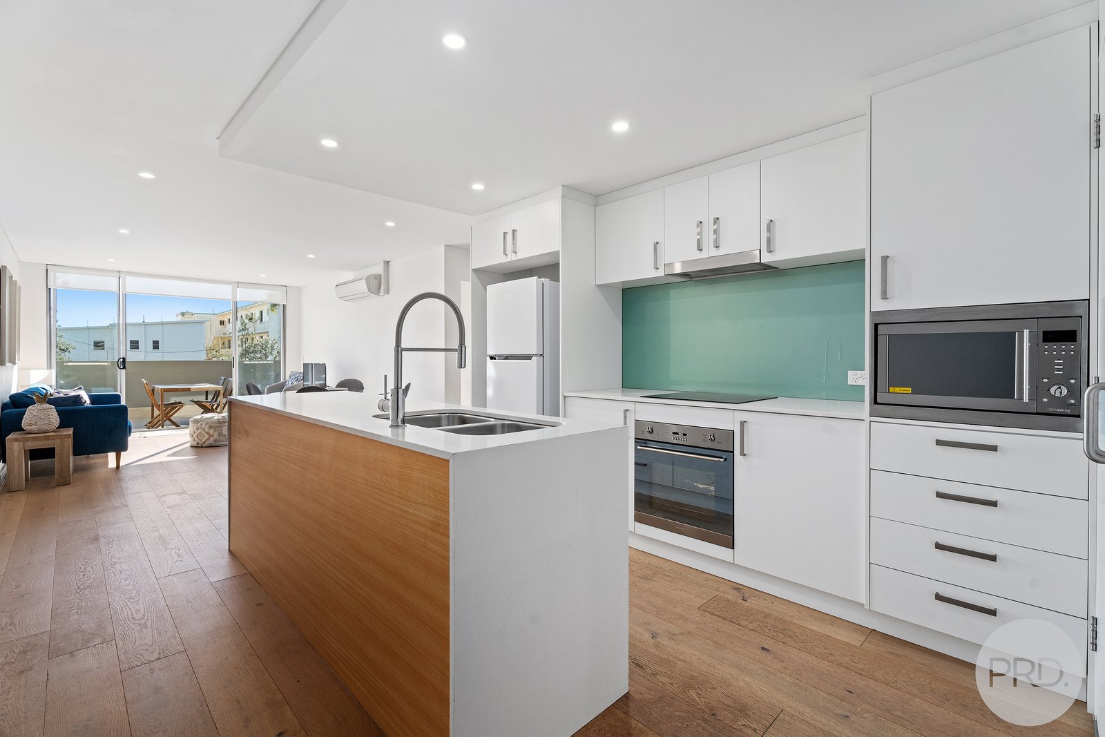 109/6 Bullecourt Street SHOAL BAY 3