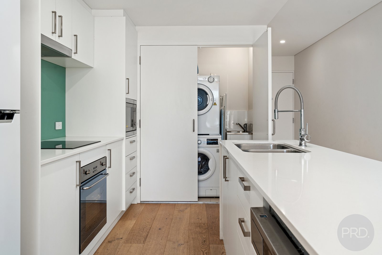 109/6 Bullecourt Street SHOAL BAY 8