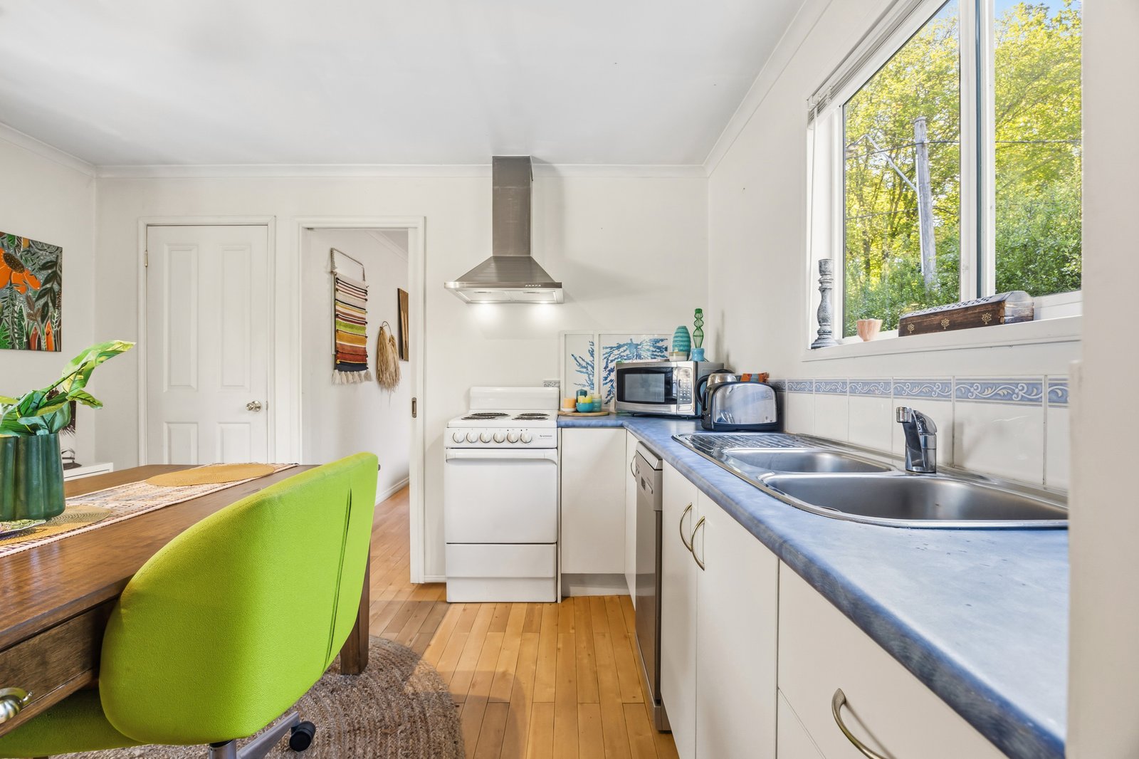 Gallery: 109a Humffray Street North