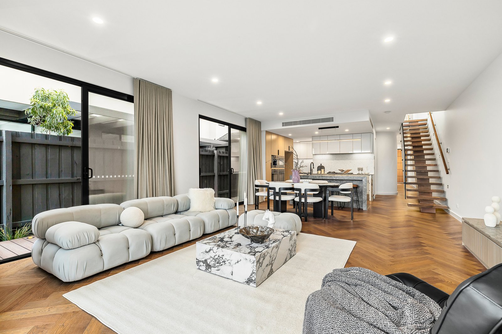 Gallery: 10A Breeze Street