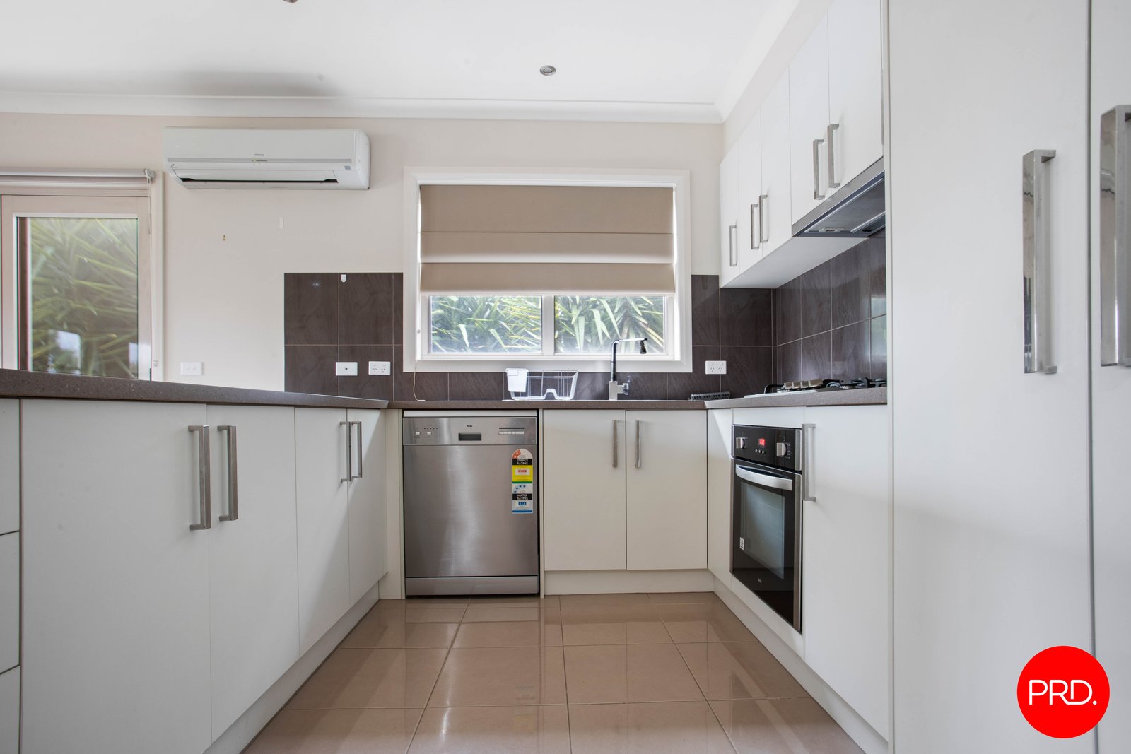 10A Brown Street LONG GULLY 3