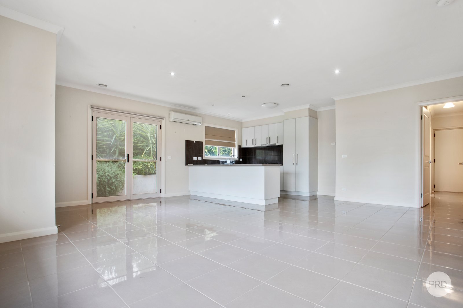 10A Brown Street LONG GULLY 3