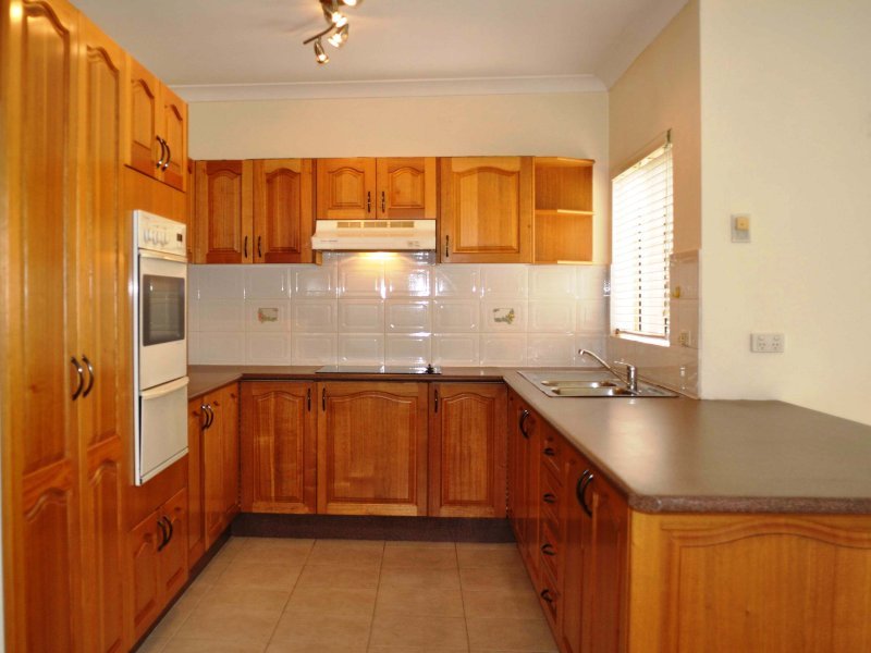 10a Carinya Avenue BEVERLY HILLS 4