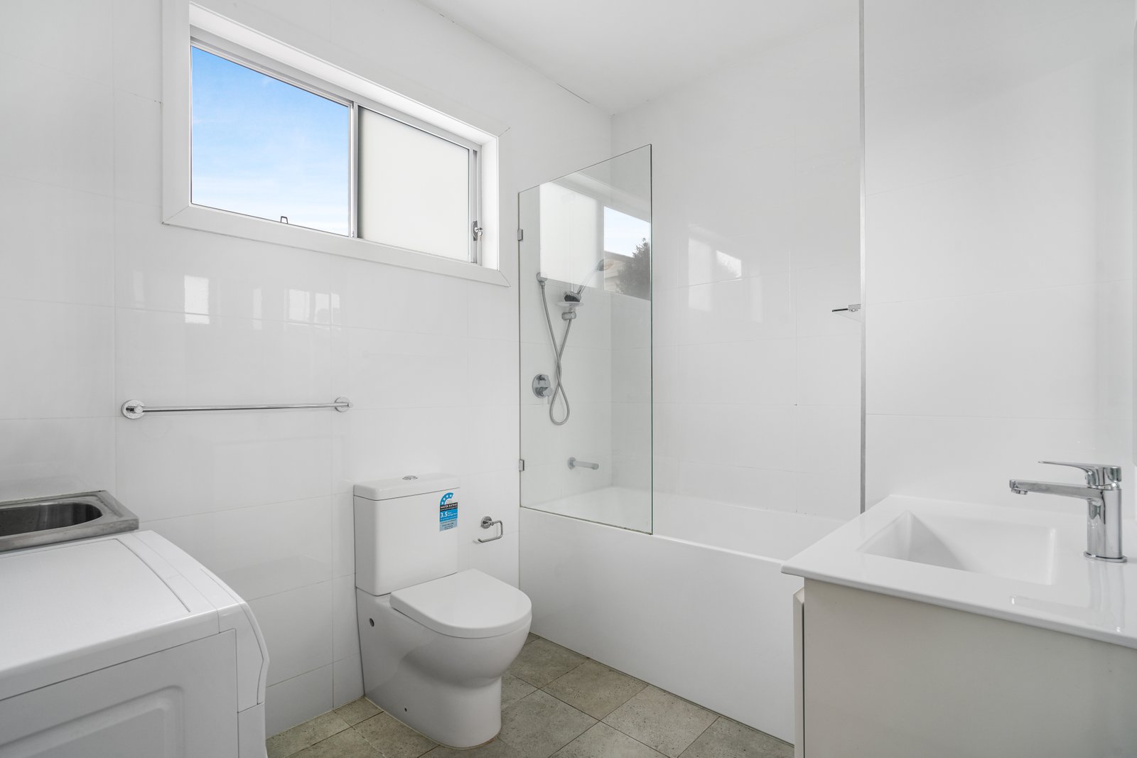 10A Desborough Rd  Colyton 3
