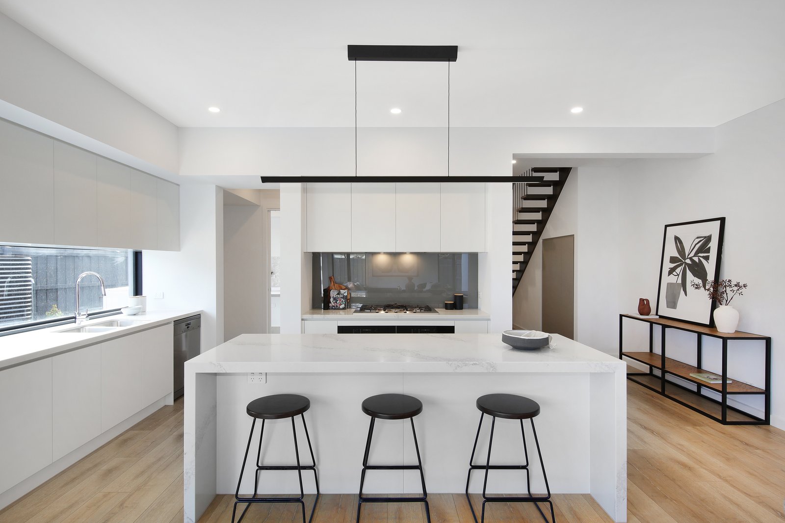 Gallery: 10a East View Crescent