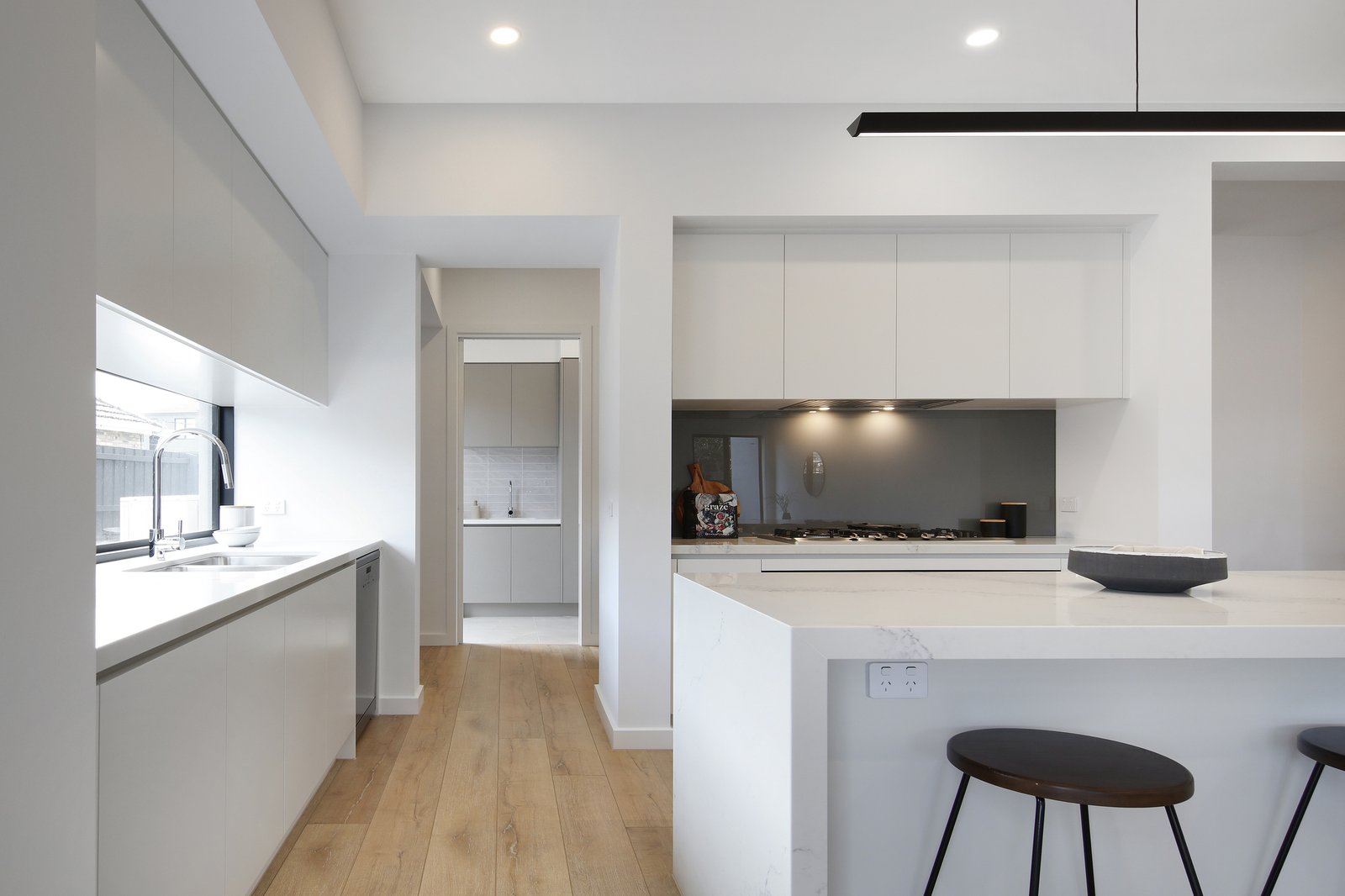 Gallery: 10a East View Crescent