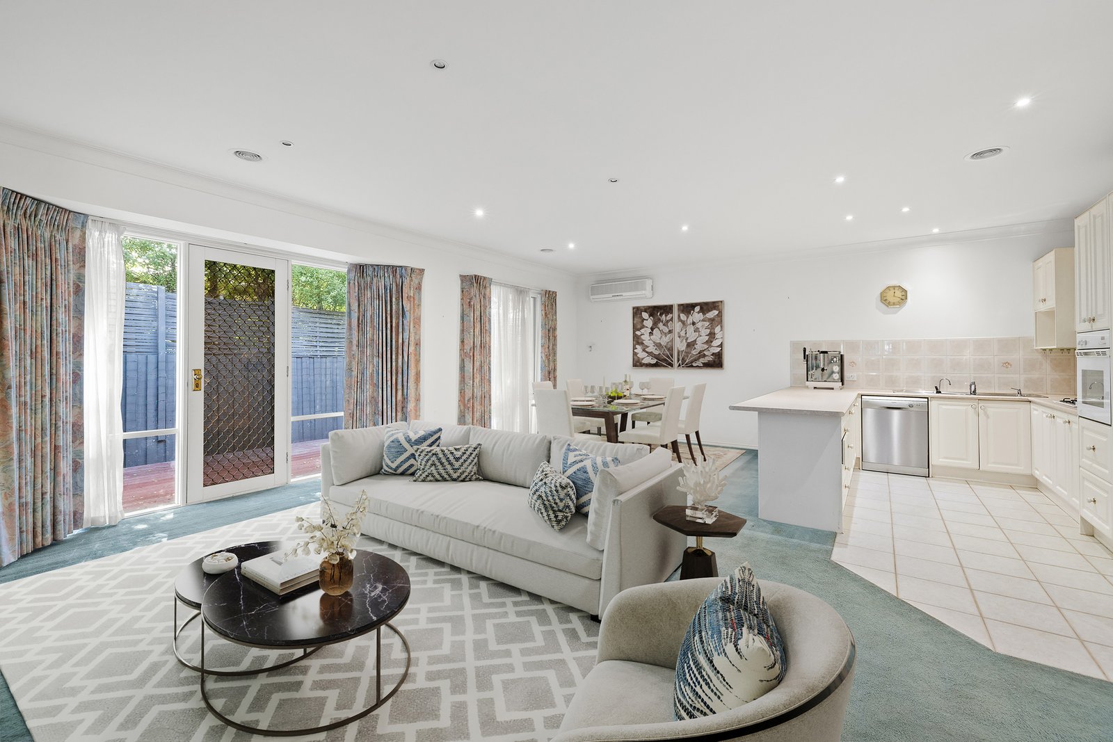 Gallery: 10A Llewellyn Street