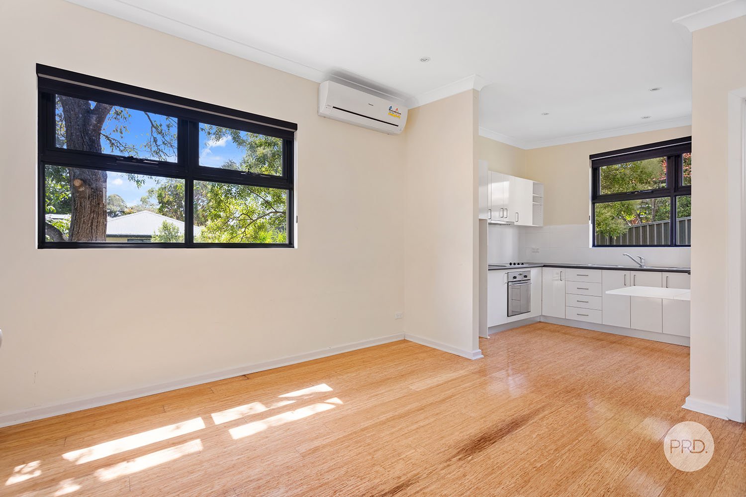 10A Llewellyn Street OATLEY 10