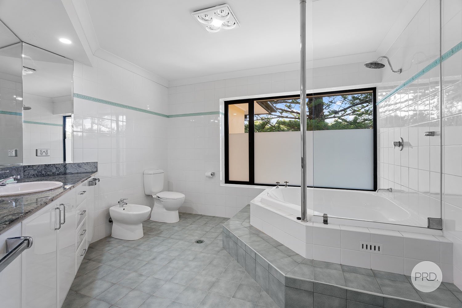 10A Llewellyn Street OATLEY 13