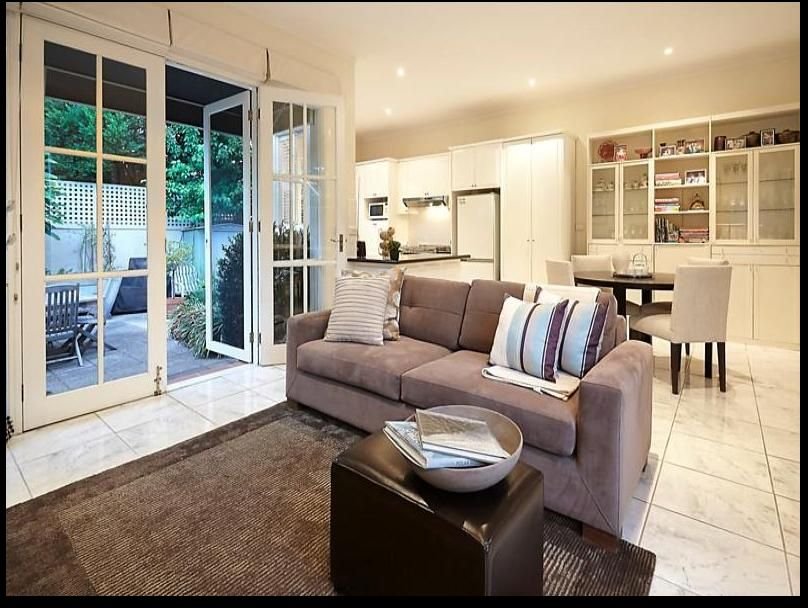 Gallery: 10A Northern Avenue