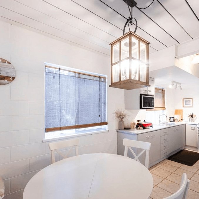 10a Sandy Beach Road KORORA 4