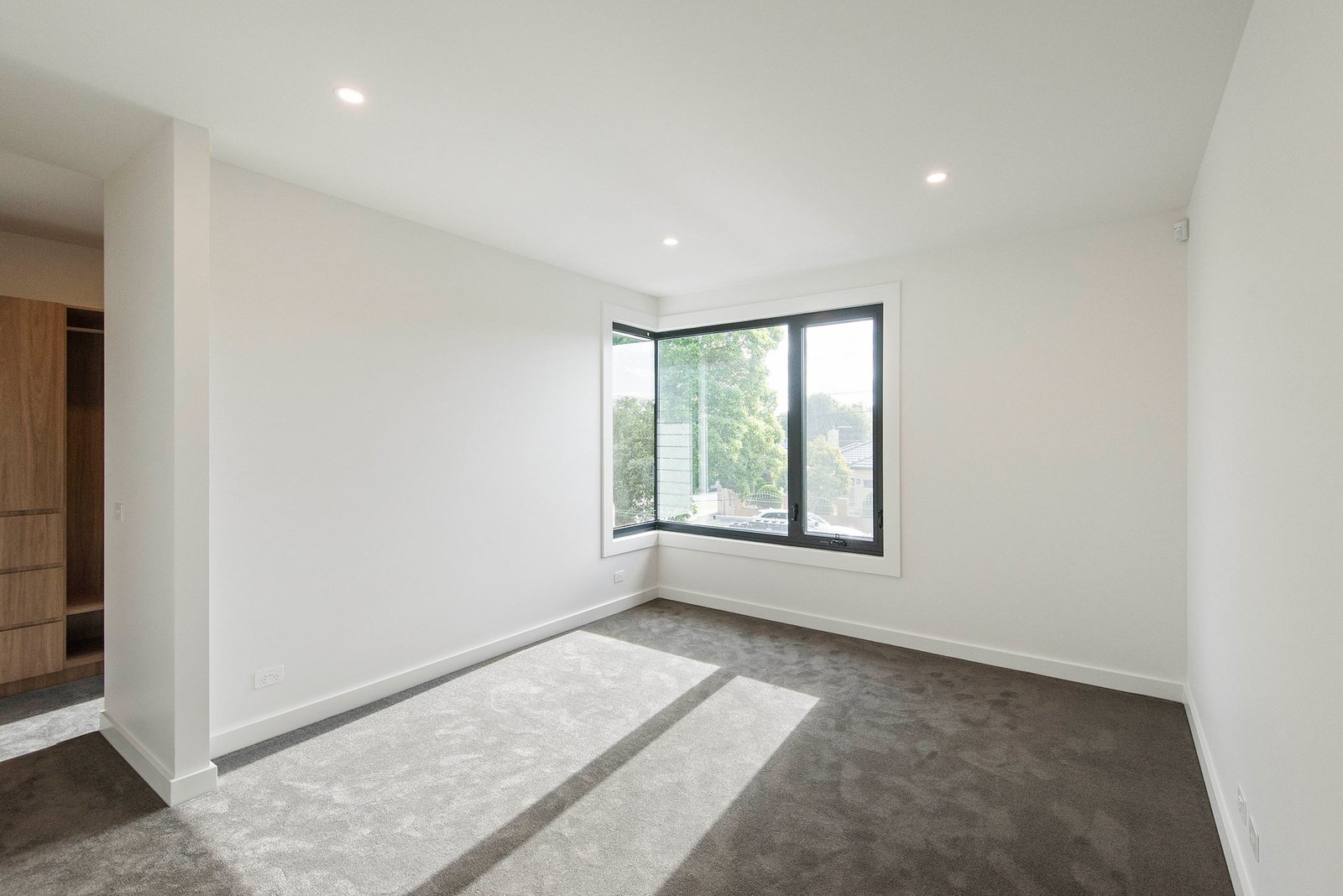 Gallery: 10a Wingrove Street