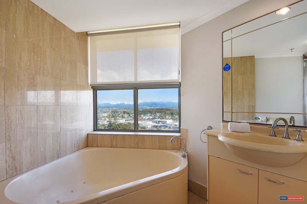 10A/238 The Esplanade BURLEIGH HEADS 9