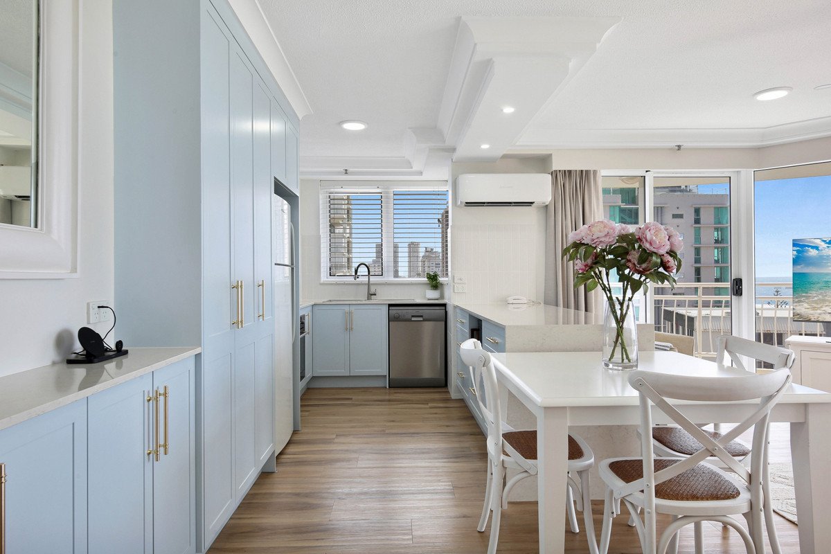 10A/3 Second Avenue Burleigh Heads 3