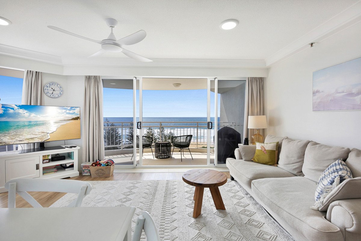 10A/3 Second Avenue Burleigh Heads 5