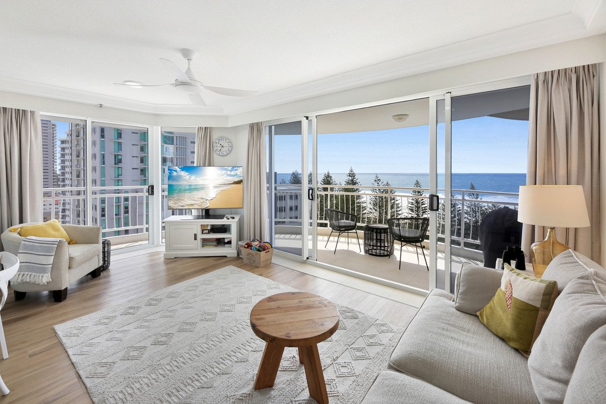 10A/3 Second Avenue Burleigh Heads 6
