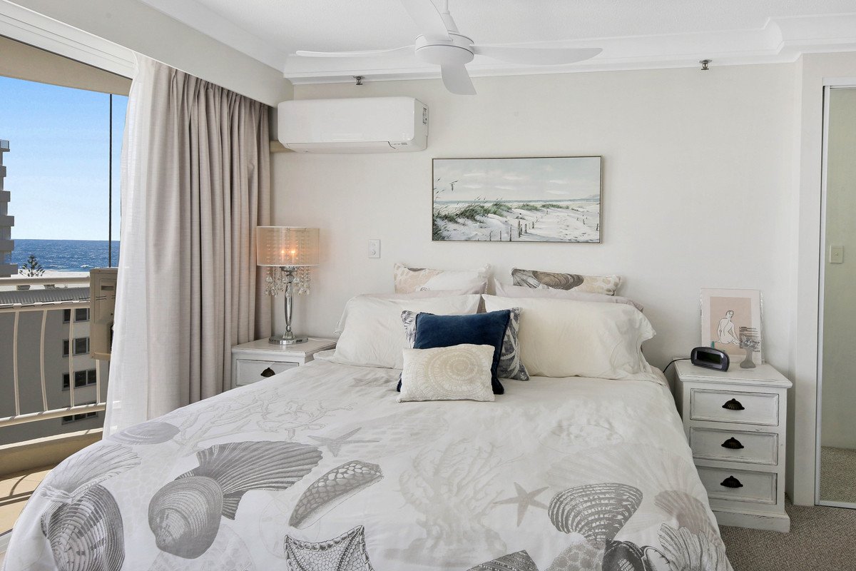 10A/3 Second Avenue Burleigh Heads 16