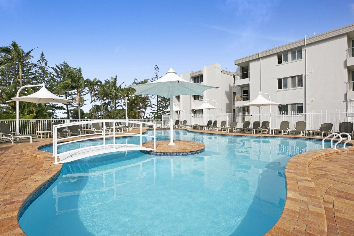 10A/3 Second Avenue Burleigh Heads 23