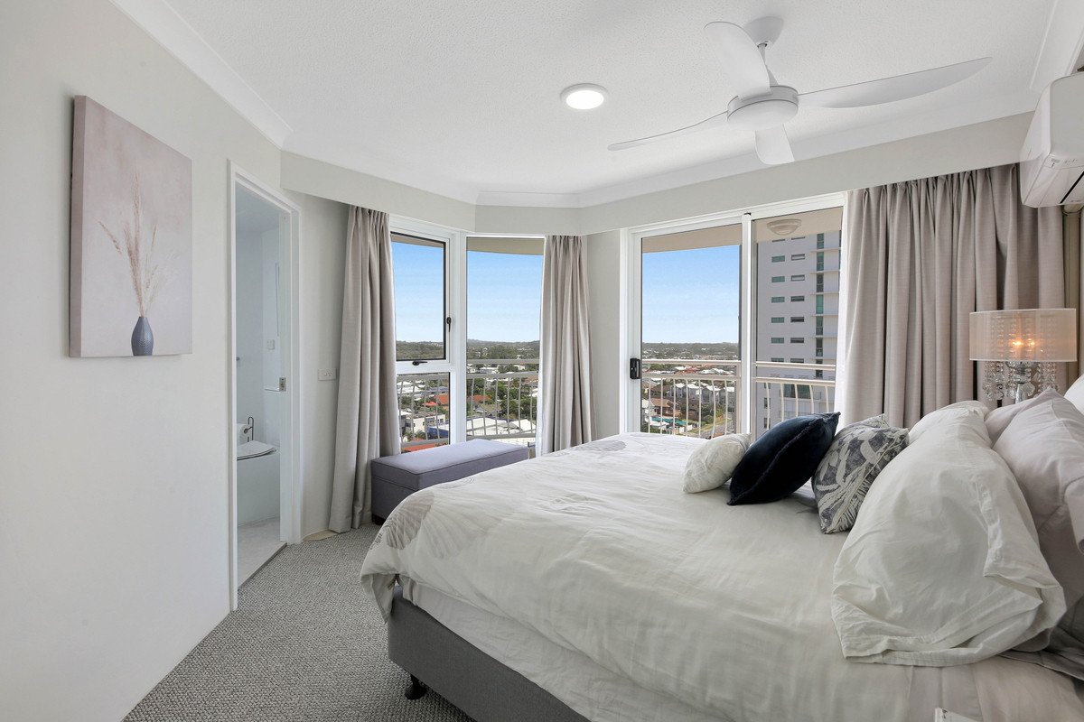 10A/3 Second Avenue Burleigh Heads 15