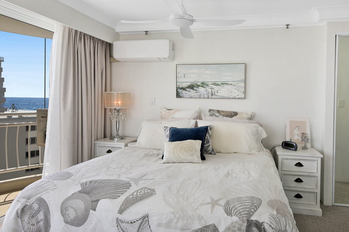 10A/3 Second Avenue Burleigh Heads 16