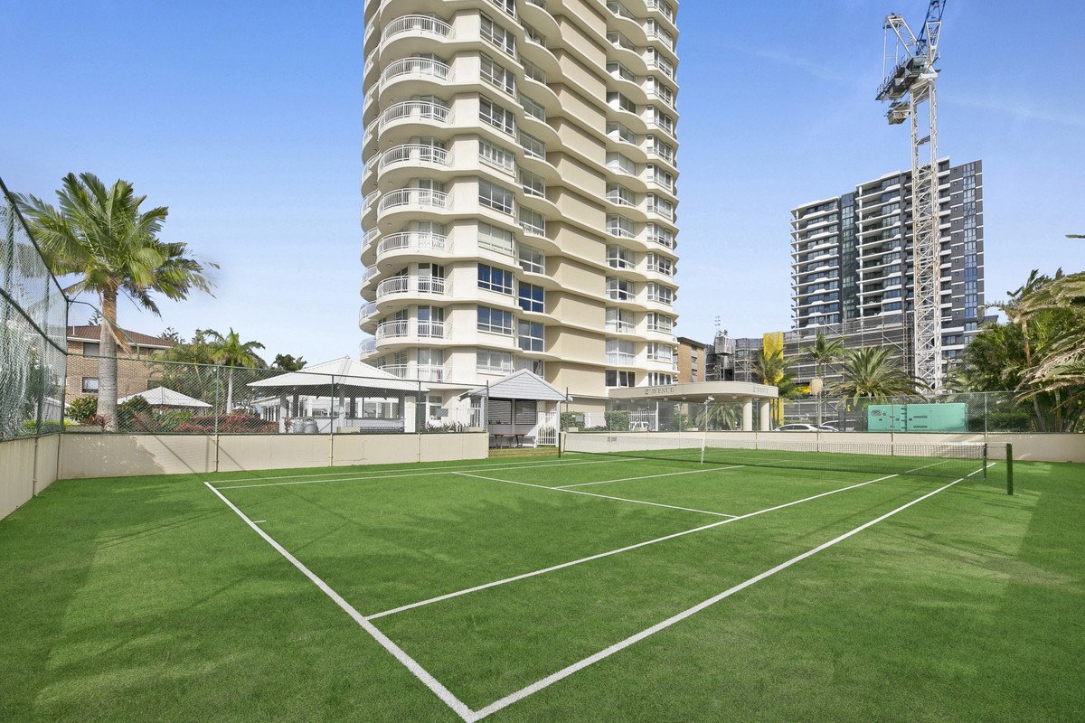 10A/3 Second Avenue Burleigh Heads 27