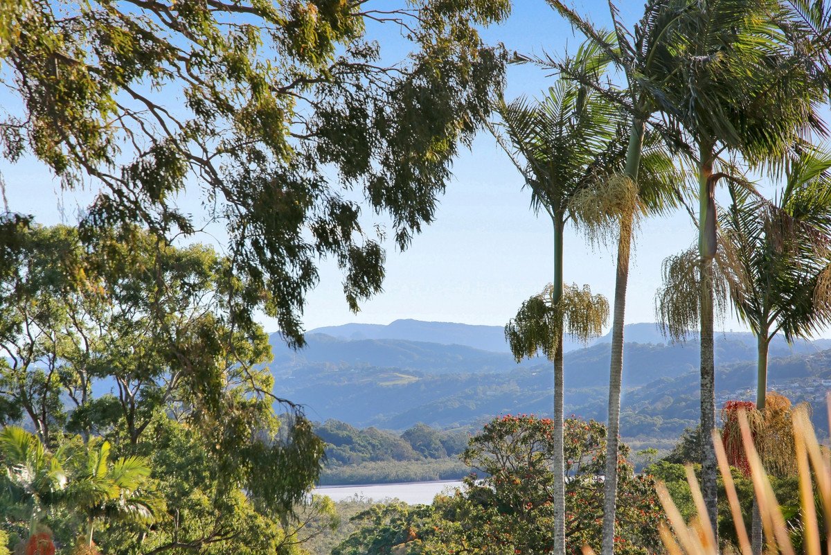10B Burrawong Court Banora Point 24