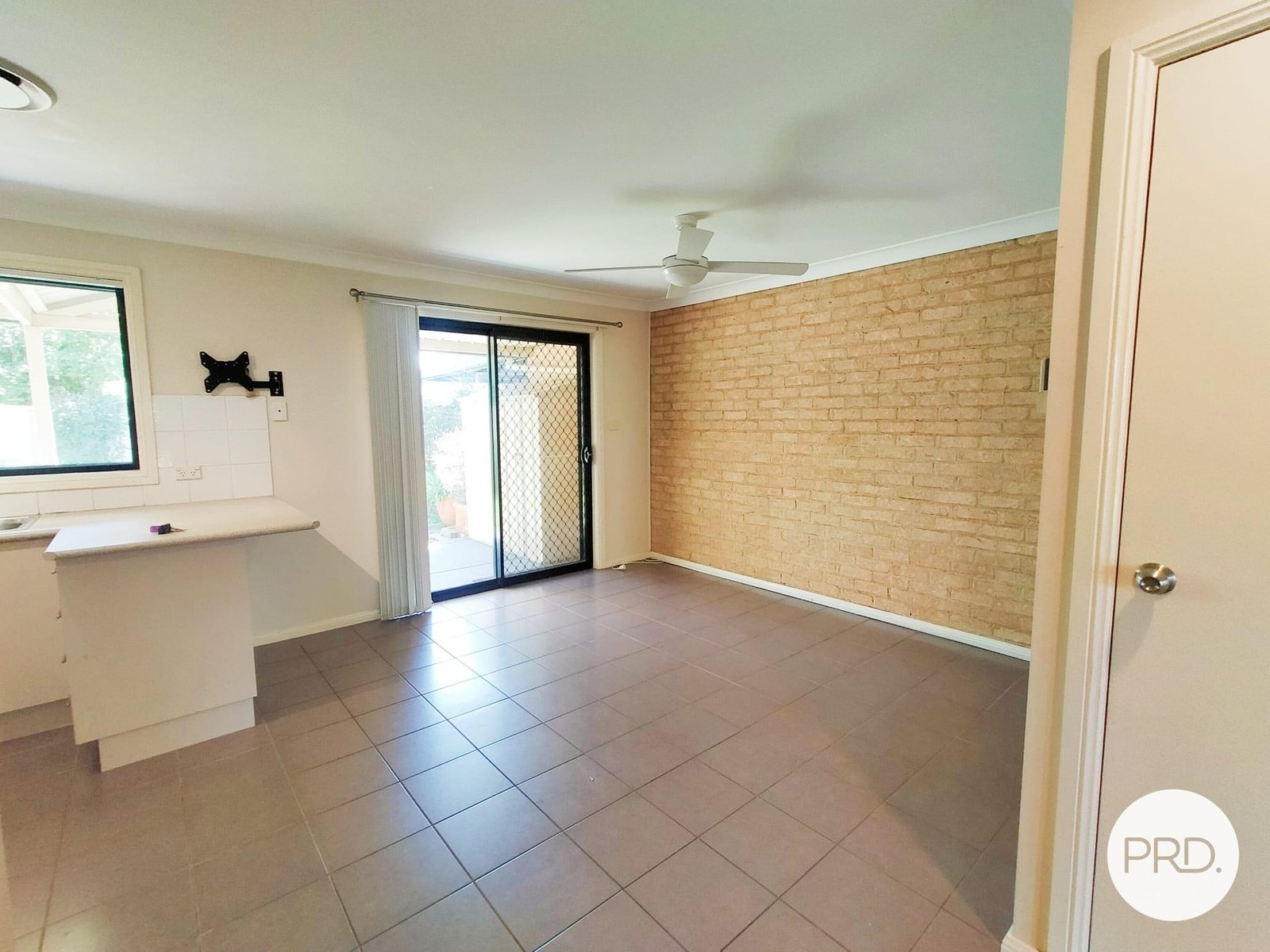 10B Edward street,  MACQUARIE FIELDS 4