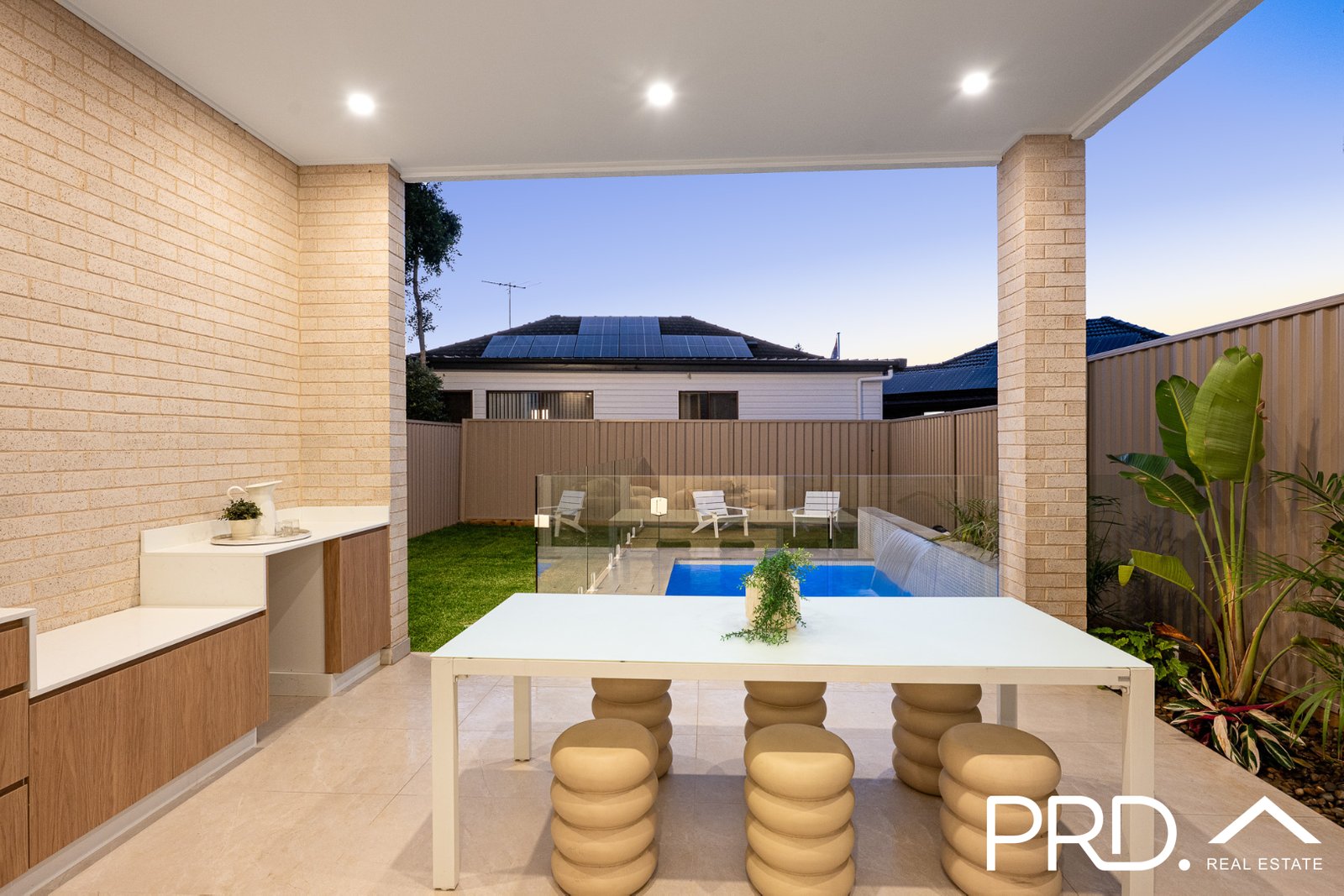 10b Eileen Street PICNIC POINT 14