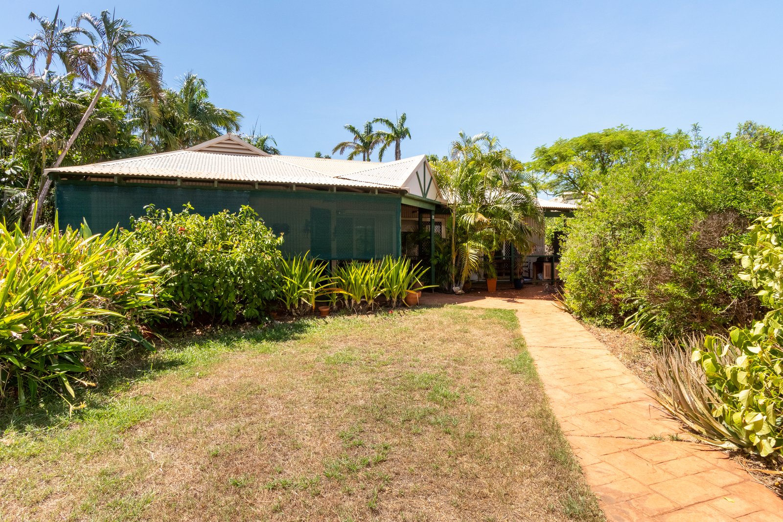 10b Fong Way CABLE BEACH 26